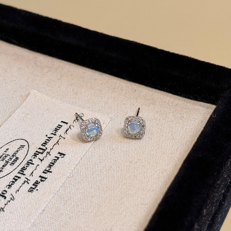 Women's Gentle Gold Crisis Blue Crystal Light Luxury Exquisite Cold Feeling Earrings