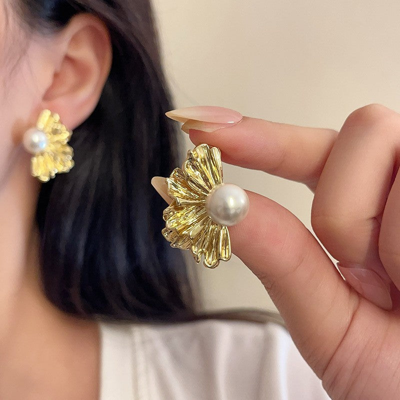 Pearl Irregular Fan Shaped Chinese Style High Sense Stud Earrings