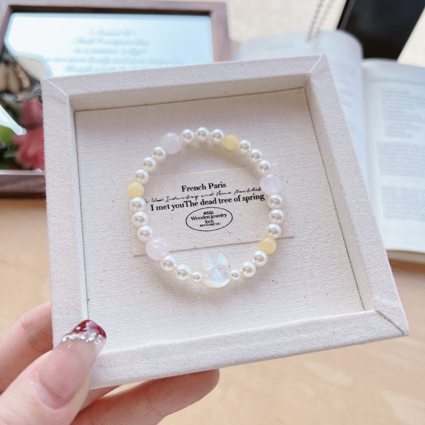 Women's Pearl Series Classic High-grade Temperament Style Bracelet