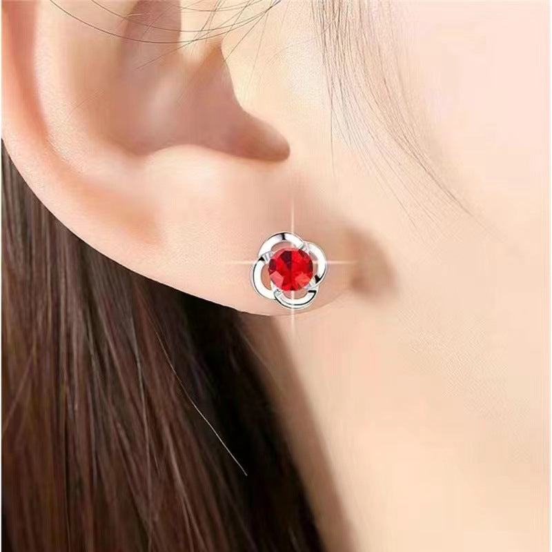 Leaf Clover Ear Female Graceful Personality Simple Stud Earrings