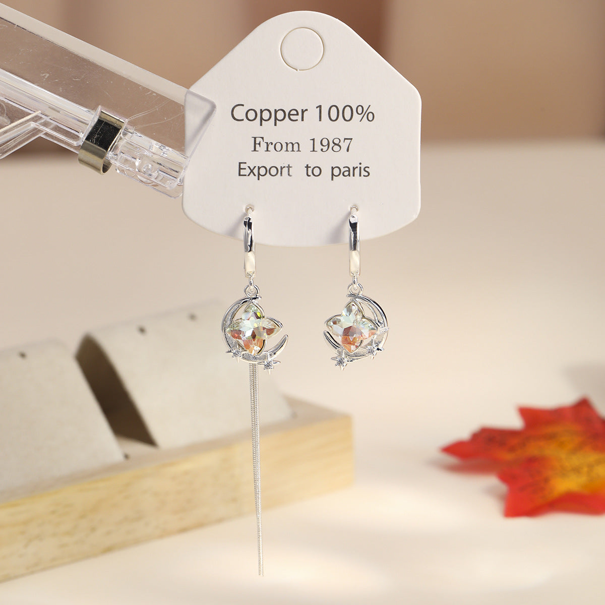 Hug Asterism Ear Clip Asymmetric Design Cutout Heart Zircon Earrings