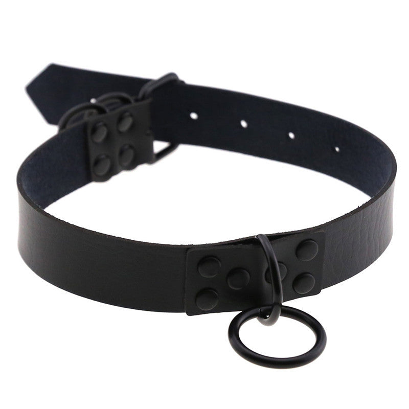 Style Leather Swimming Black Nail O-shaped Necklaces