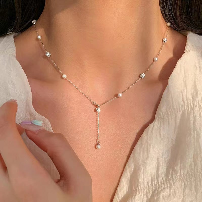 Women's No Fading Stringed Pearls Light Luxury Design Clavicle Chain Minority Necklace
