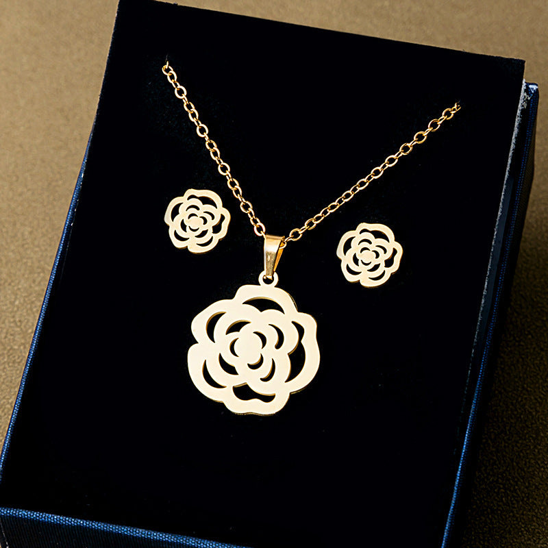 Stainless Steel Design Fashion Suit Metal Style Geometric Heart Necklaces