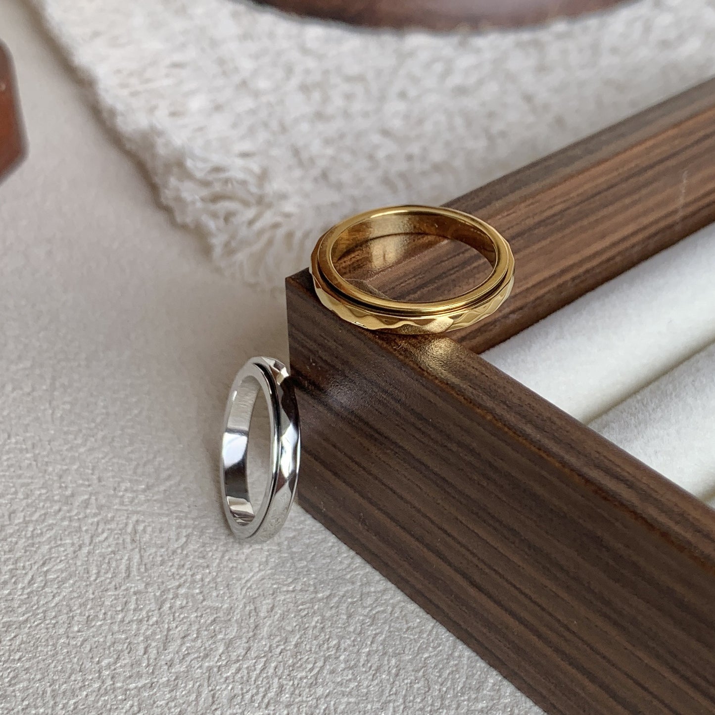 Section Rotatable Rotating Geometry Couple Simple Ring