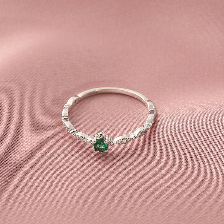 Emerald Design High Fashion Personality Retro Aloofness Rings