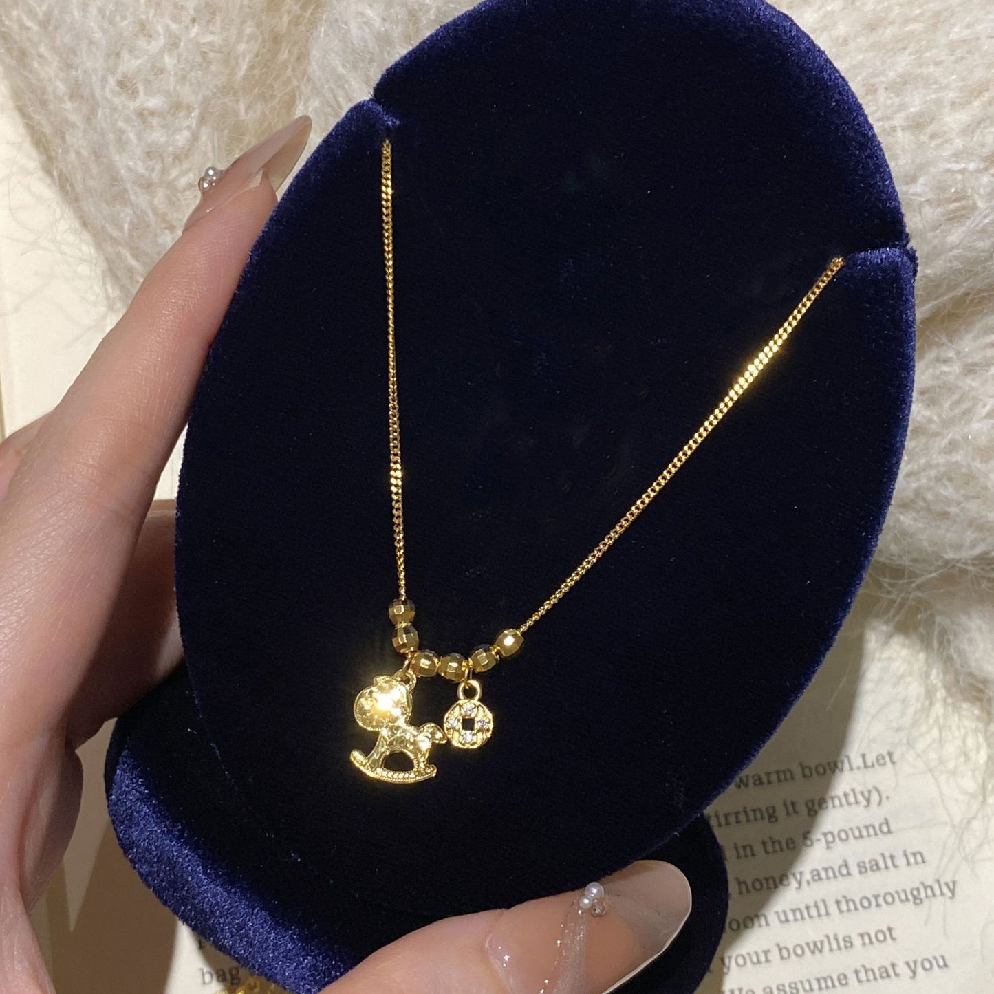 Mush Ice Trojan Female Affordable Luxury Fashion High-grade Necklaces