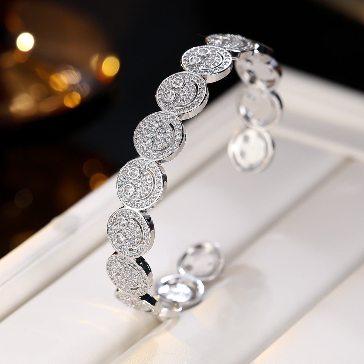 Simple Round Smiley Face Synthetic Zircon Bracelets