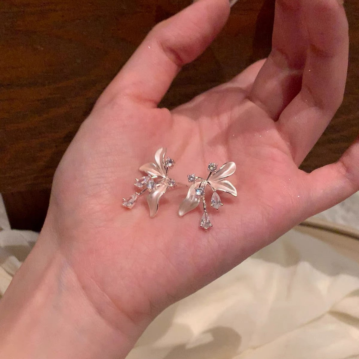 Women's Flash Zircon Pink Iris Flower For Design Light Luxury High-grade Earrings
