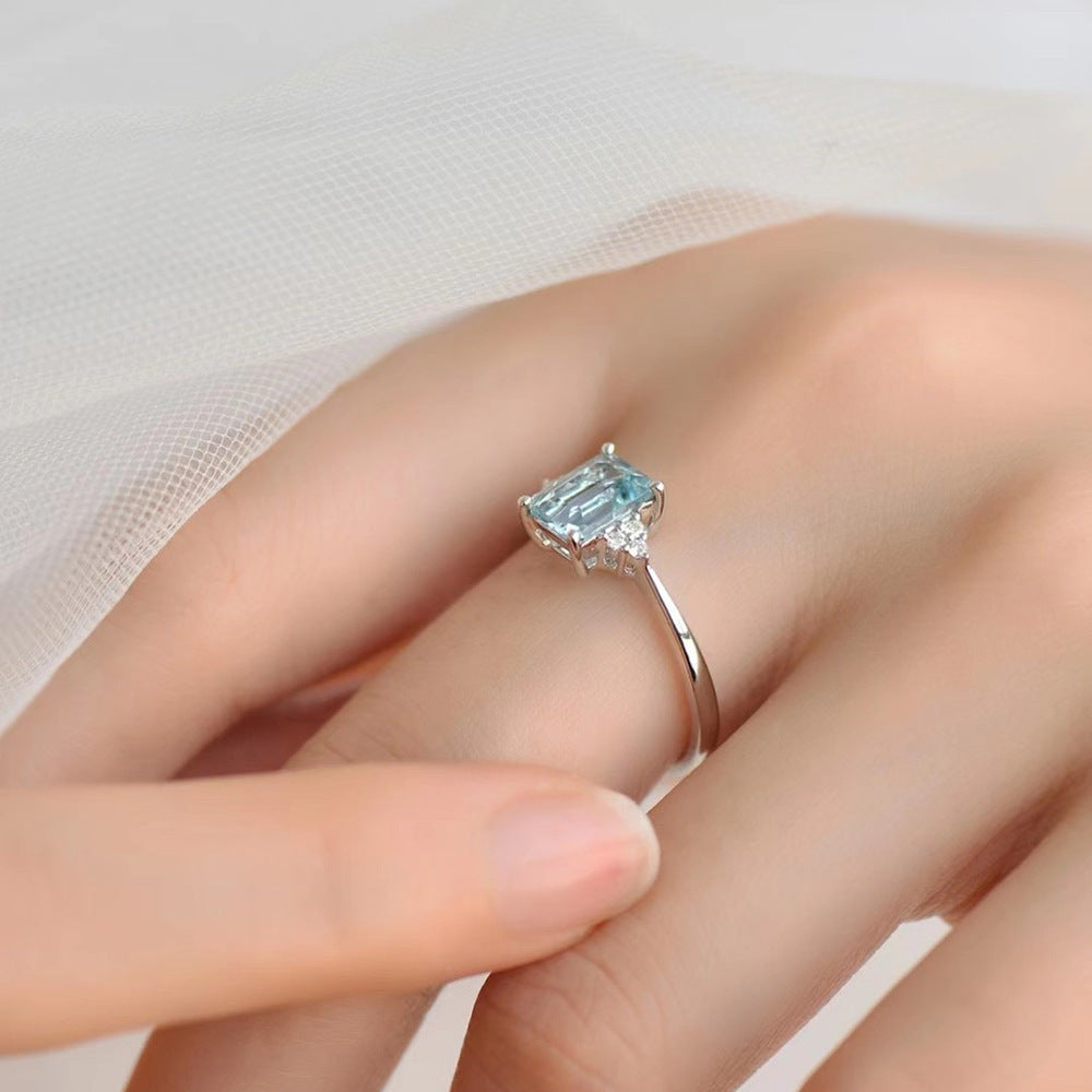 Blue Treasure Female Temperament Light Luxury Ring