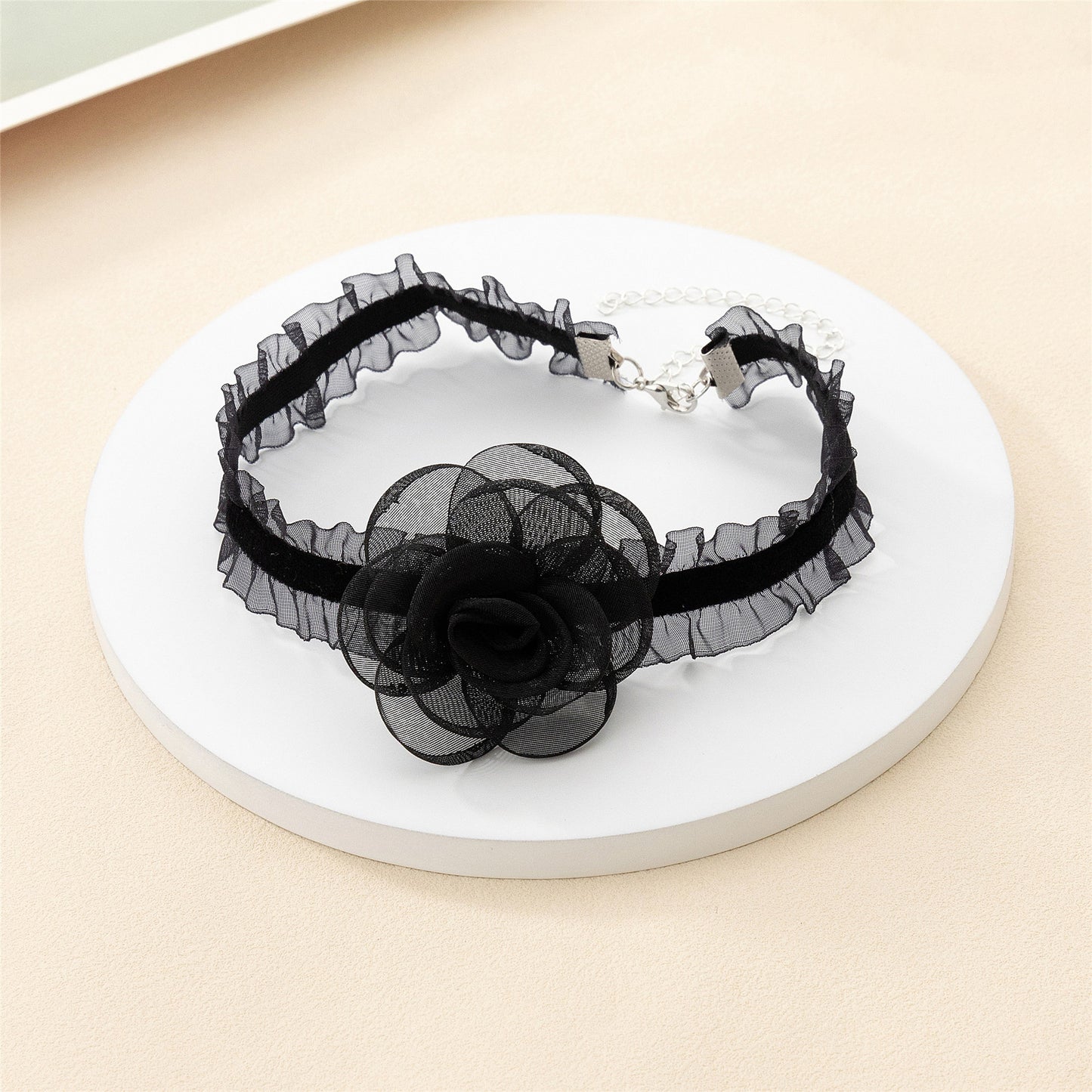 Women's Temperament Mesh Flower Bow Tie Fashion Necklaces