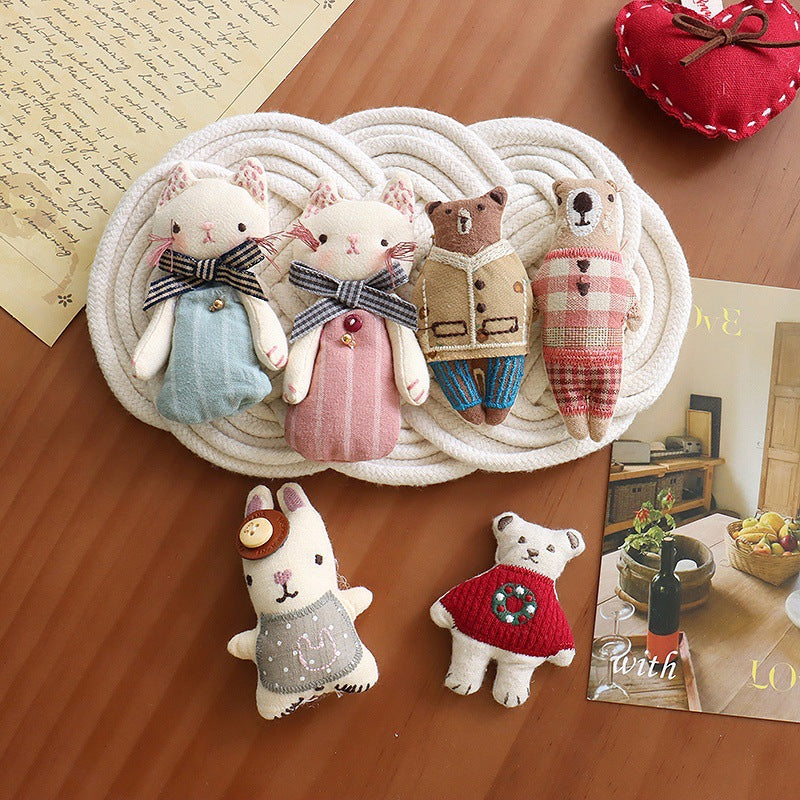 Children's Fabric Bear Brooch Hair Cotton Filling Three-dimensional Jewelry Accessories