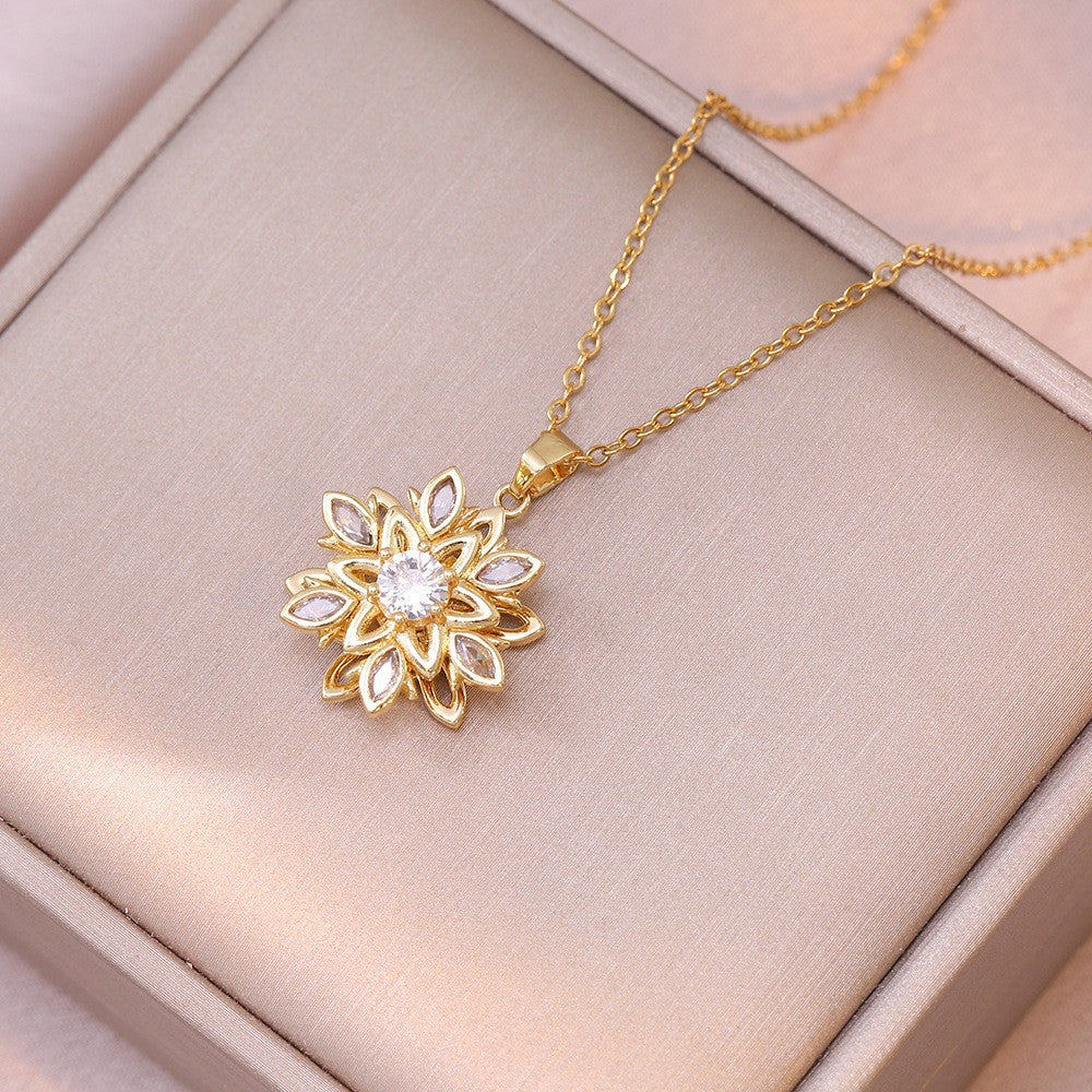Women's Colorful Flower Titanium Steel Clavicle Chain Necklace
