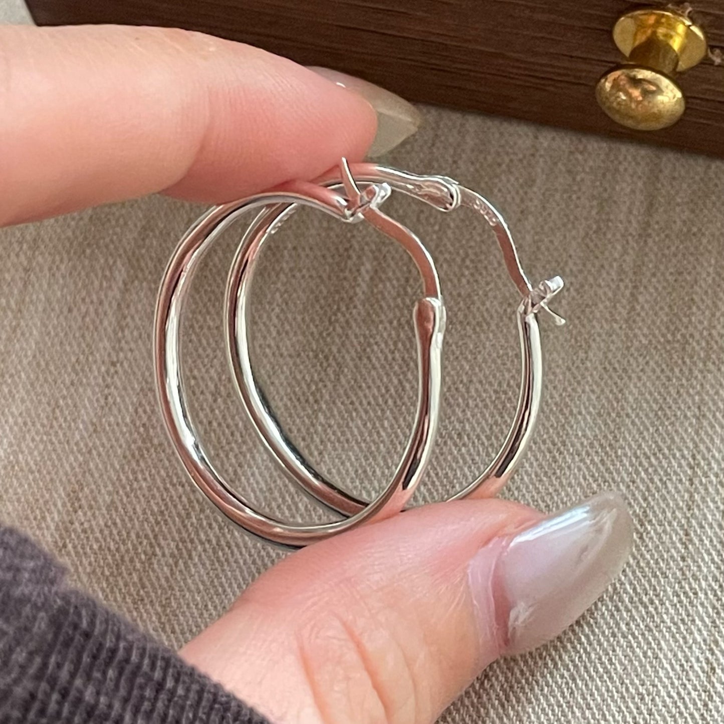 Niche Design Simple Glossy Round Ear Clip Rings