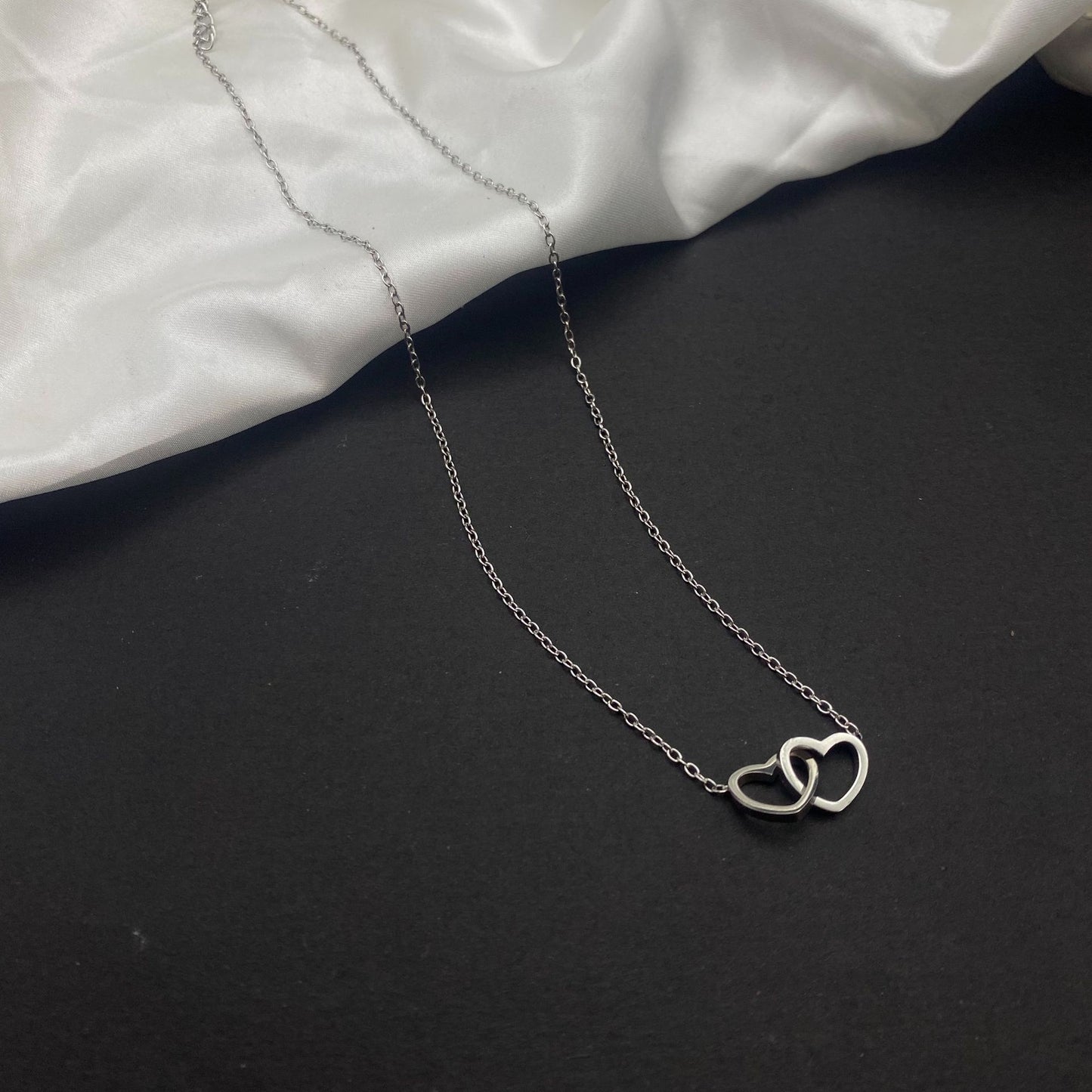 Women's Heart-to-heart Love Double Clavicle Chain Light Luxury Necklace