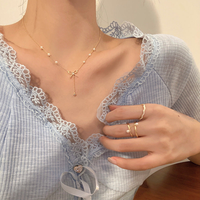 Women's High-grade Butterfly Pearl Style Niche Clavicle Chain Light Luxury Necklaces