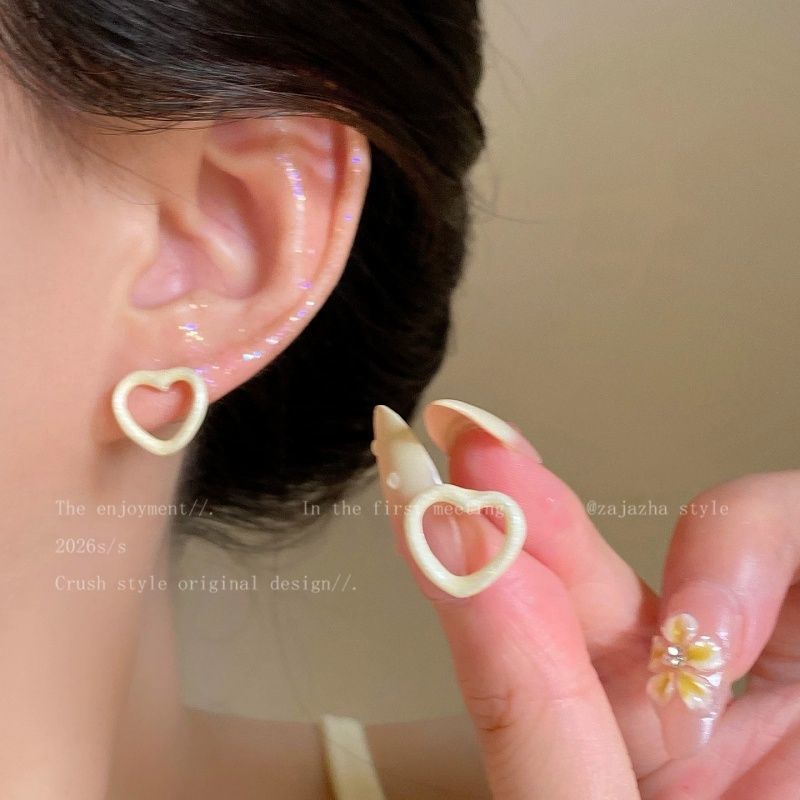 Women's Dopamine Colored Loving Heart For Simple Sweet Super Nice Rings