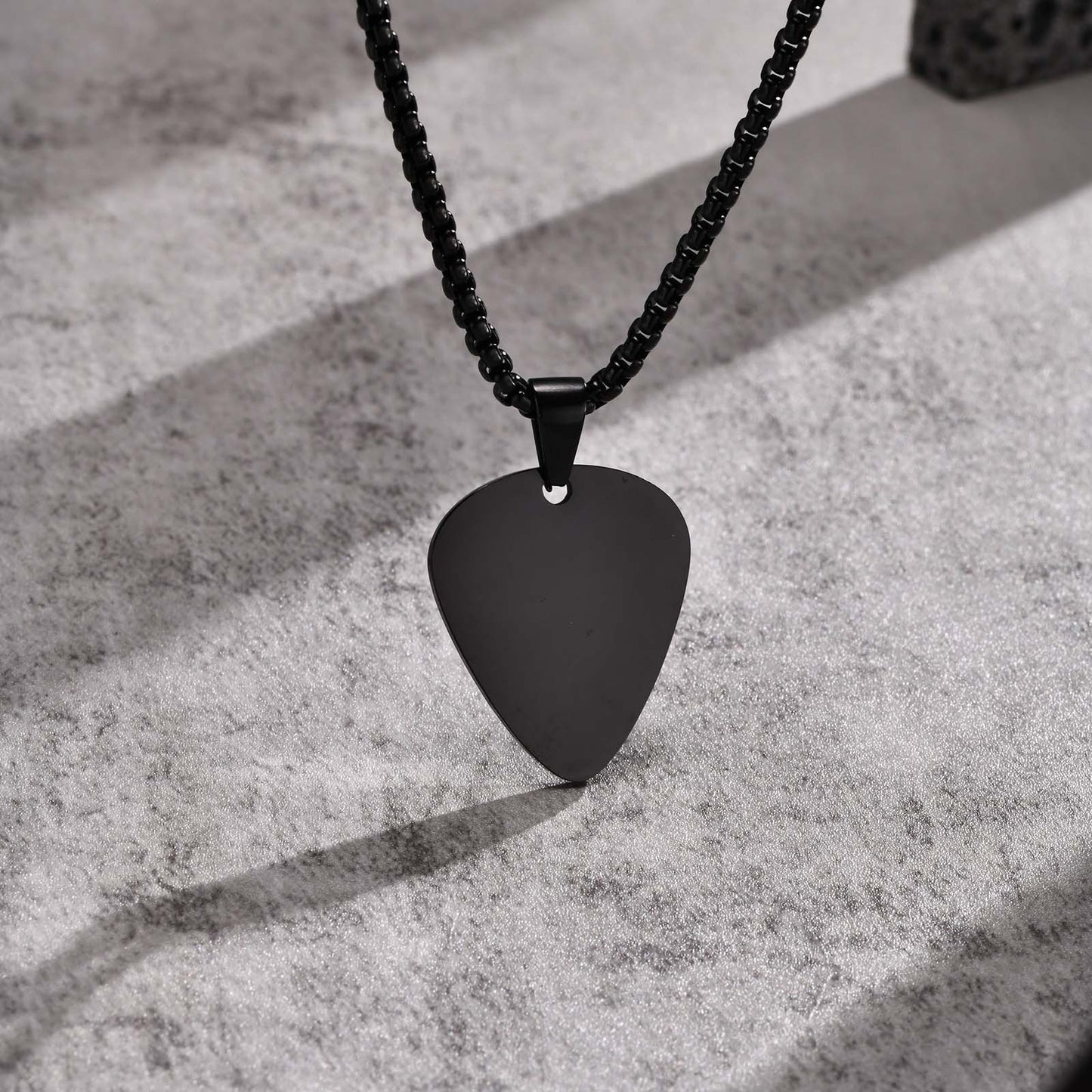 Stainless Steel Guitar Pick Can Carve Writing Necklaces