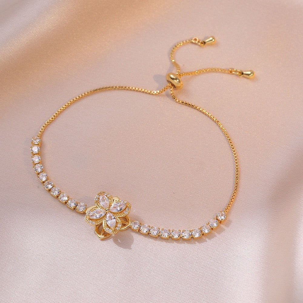 Female Five Petal Flower Fashion Bauhinia Rotatable Bracelet