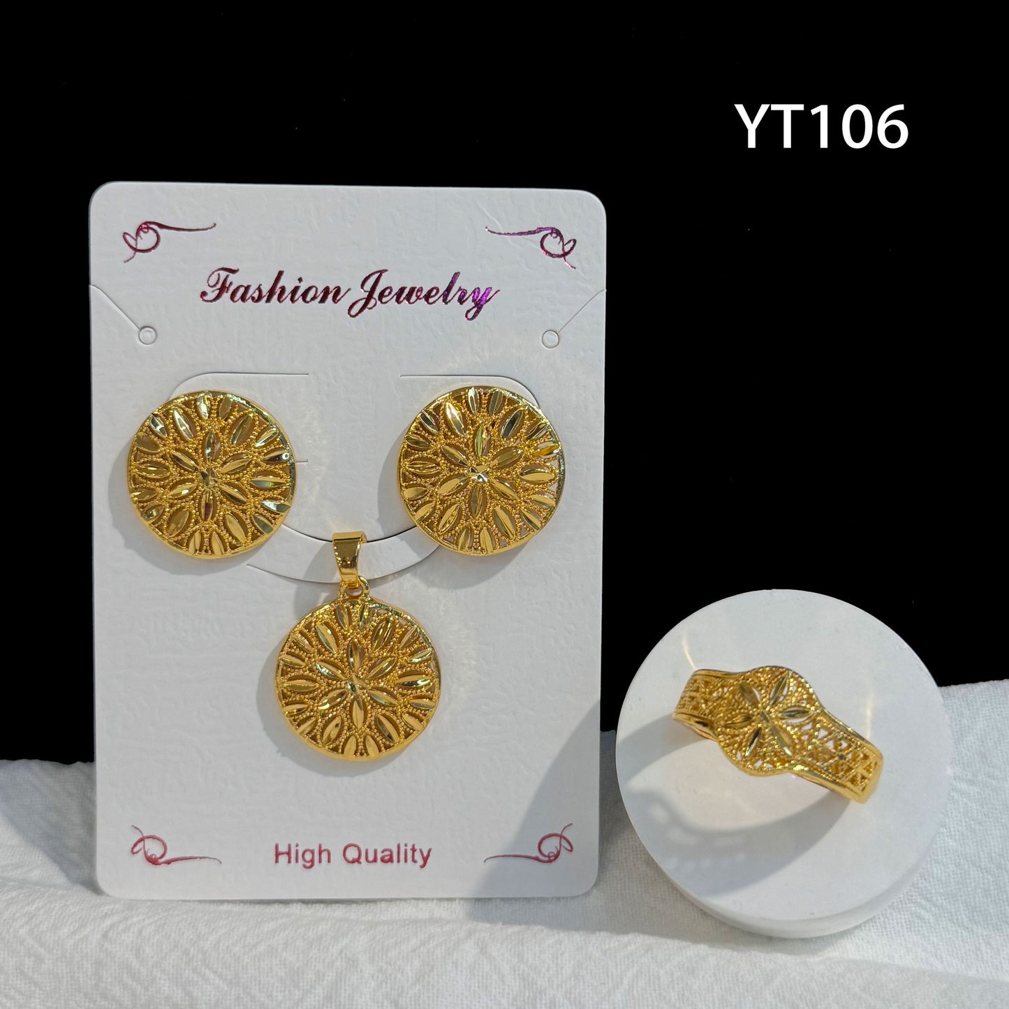 Gilding Hollow Pattern Niche Design Disc Pendants