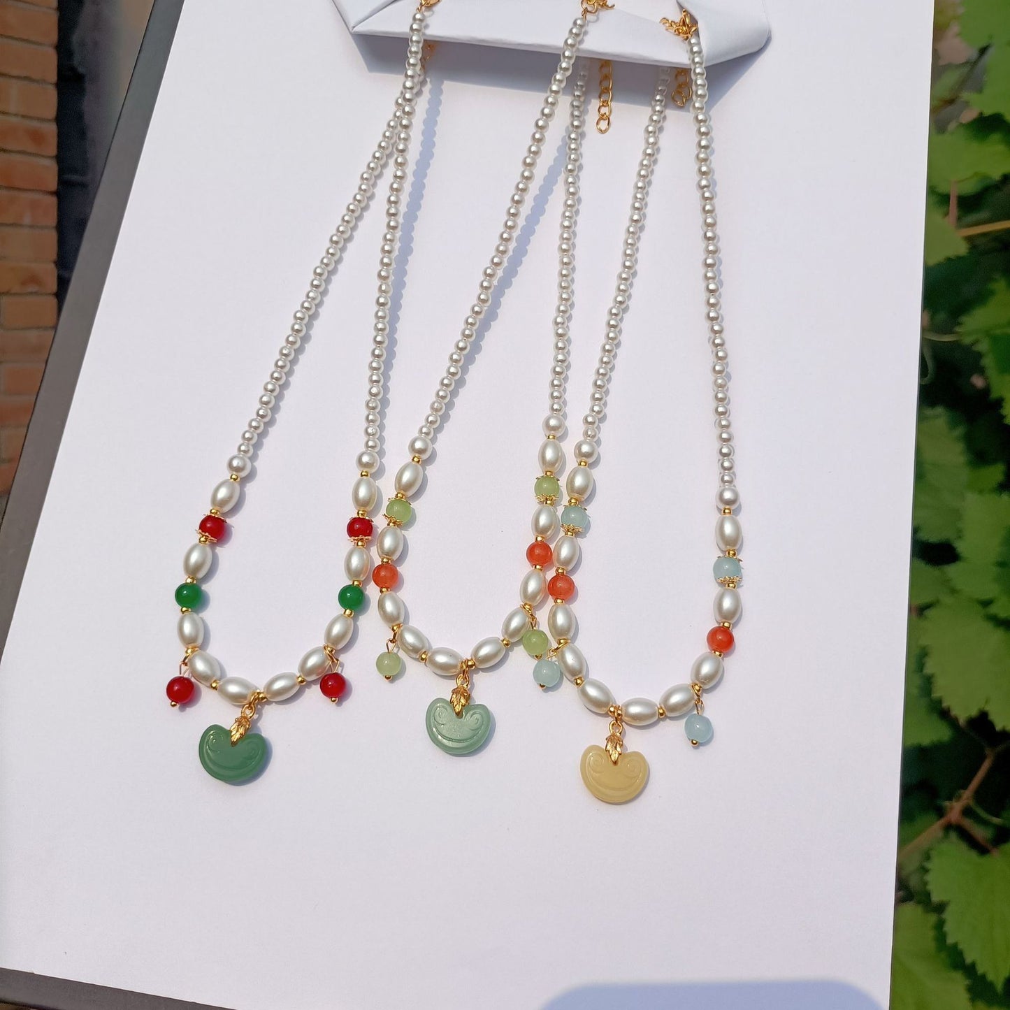 Women's Style Pearl Of Precious Stones Colored Glaze Tang Song Necklace