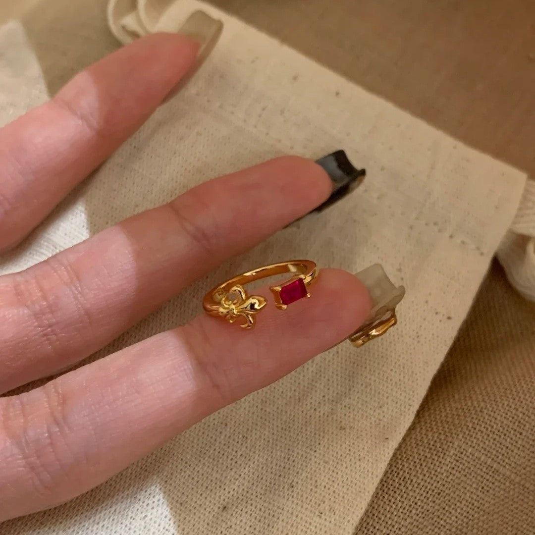 Square Red Iris Female Fashion Refined Ring