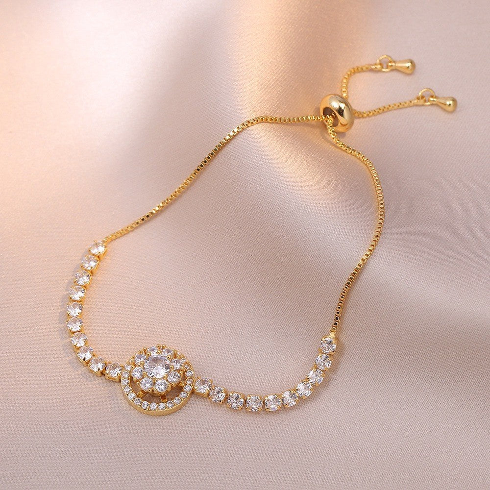Female Five Petal Flower Fashion Bauhinia Rotatable Bracelet