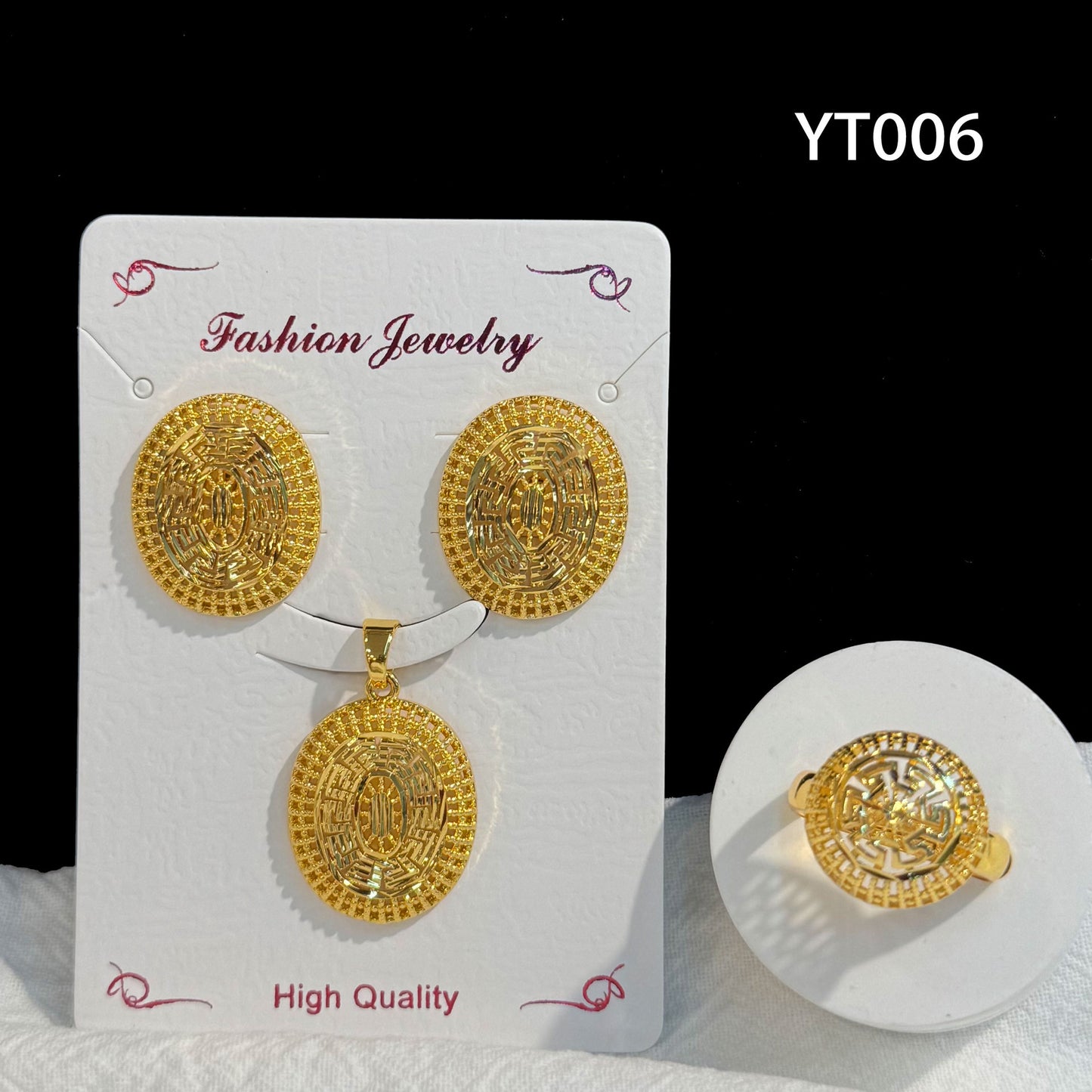 Gilding Hollow Pattern Niche Design Disc Pendants
