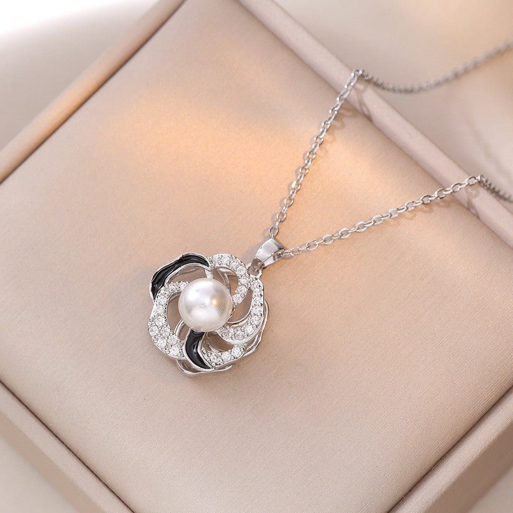 Women's Colorful Flower Titanium Steel Clavicle Chain Necklace