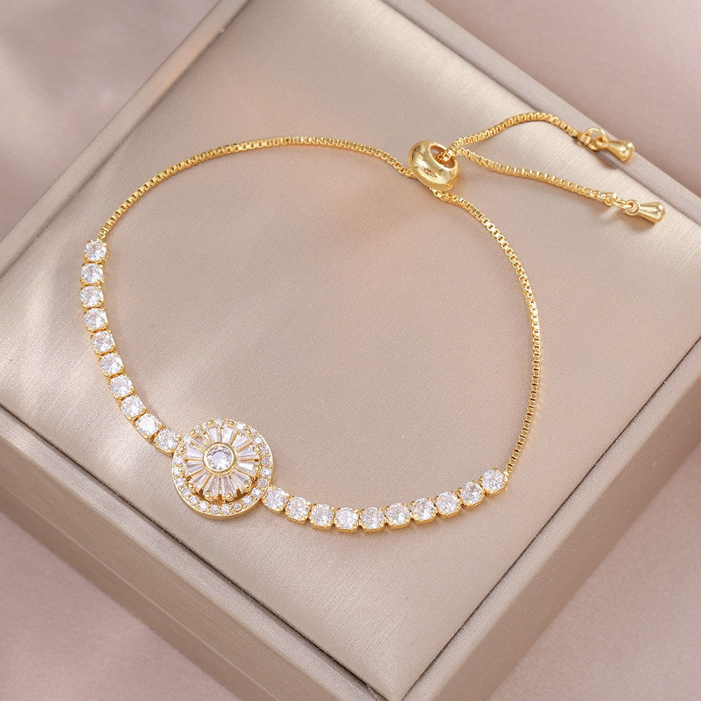 Female Five Petal Flower Fashion Bauhinia Rotatable Bracelet