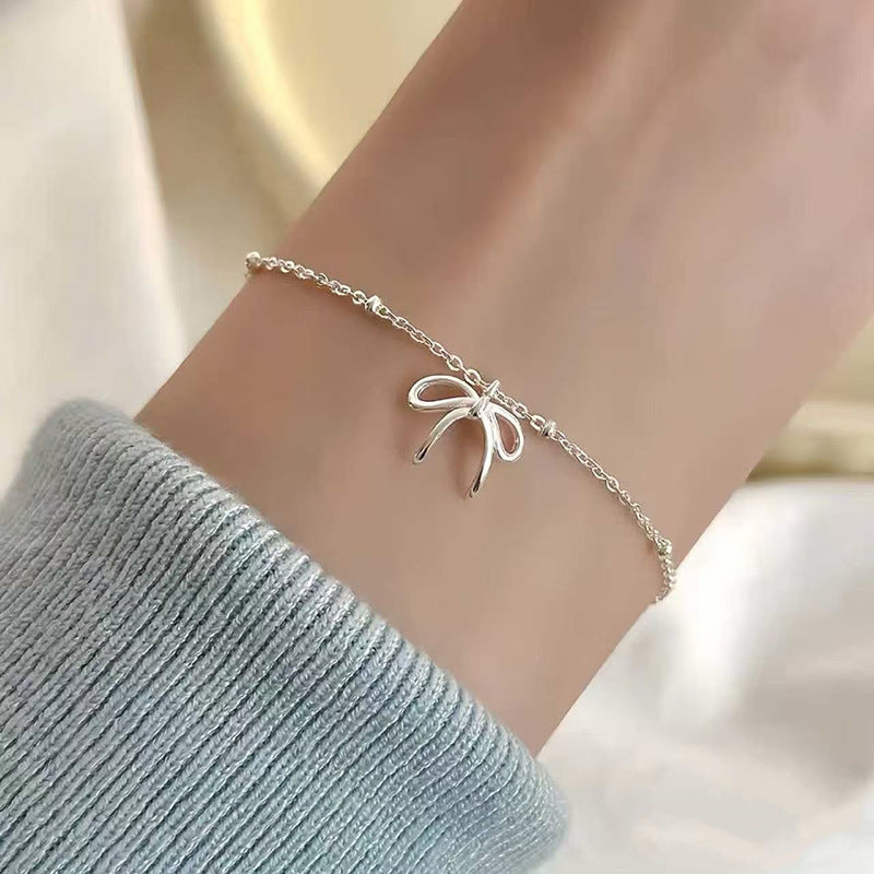 Women's Exquisite Sterling Sier Snake Bones Chain Ball Stitching Asymmetric Light Bracelet