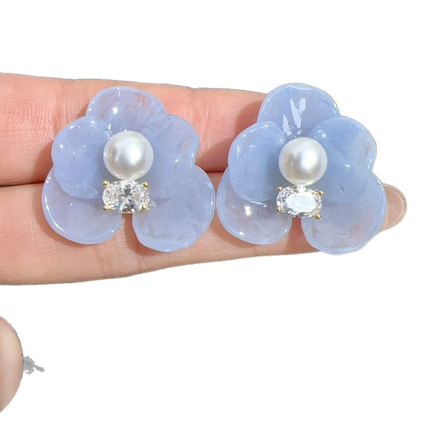 Women's Five Petal Flower For Affordable Luxury Fashion Exquisite Sweet Style Earrings