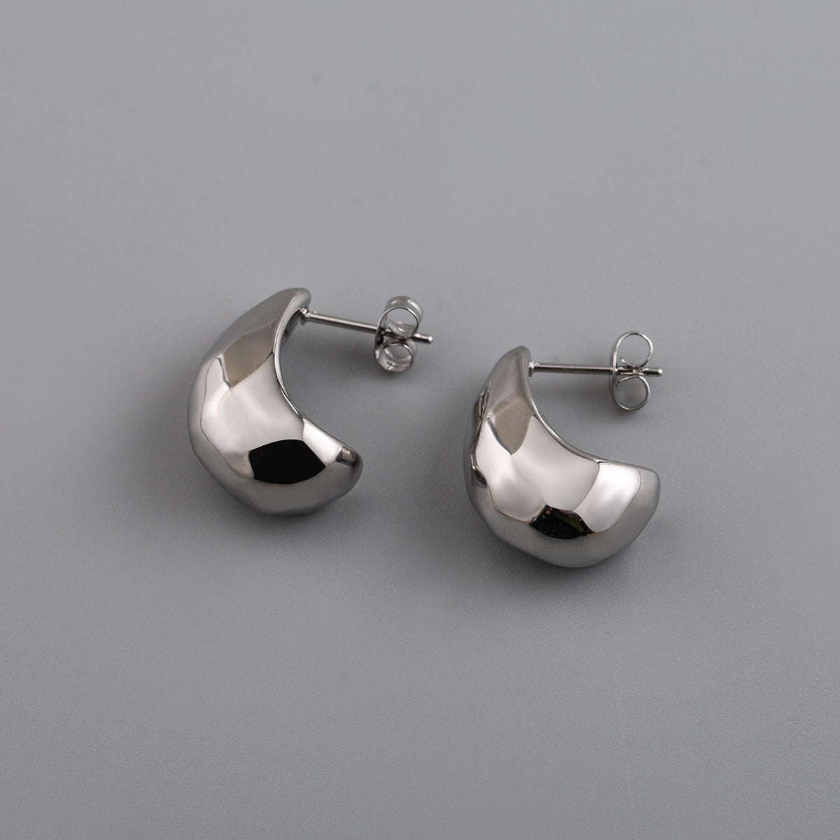 Women's Vacuum Electroplating Water Drop Ear Geometric Round Elegant Earrings