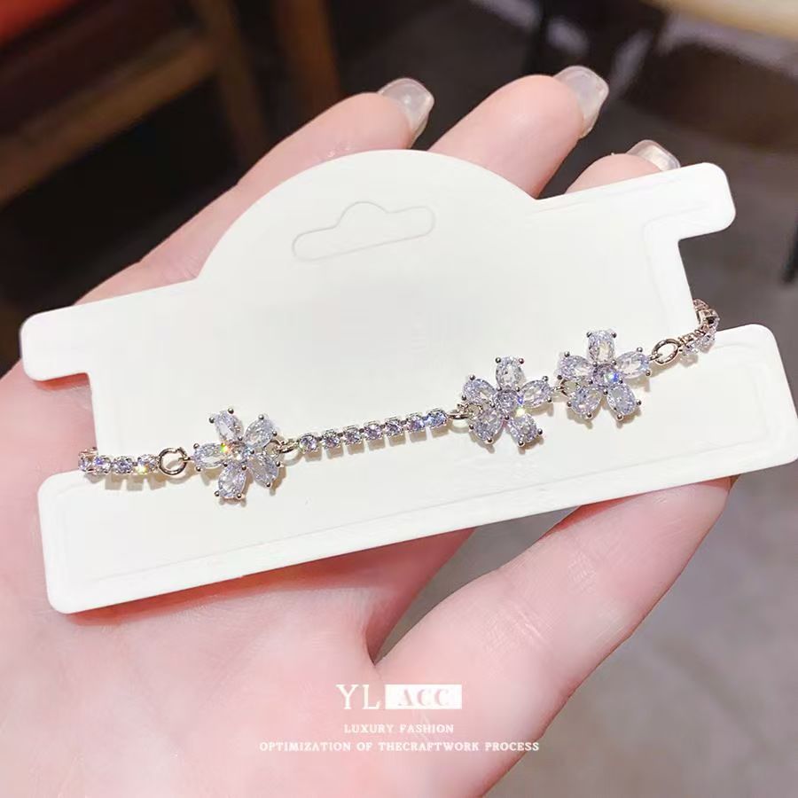 Starfish Opal Korean Style Zircon Flower Light Bracelet