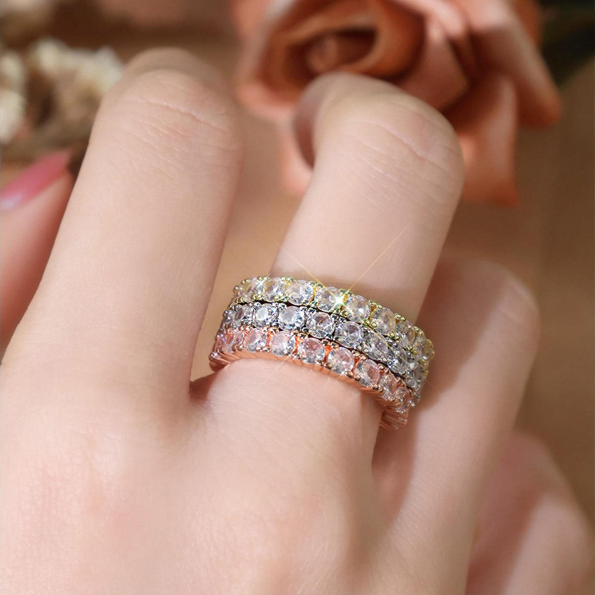 Fashion Trendy Female Full Diamond Inlaid Super Flash Ring