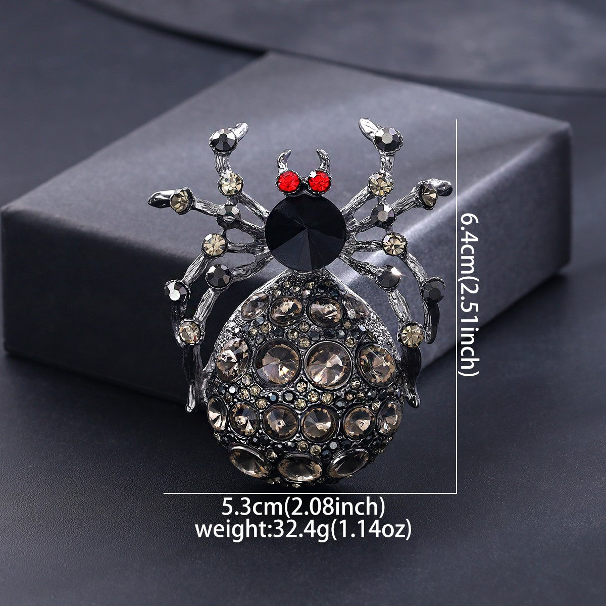 Women's & Men's Elegant Brooch Alloy Rhinestone Niche Design Business Corsage Brooches