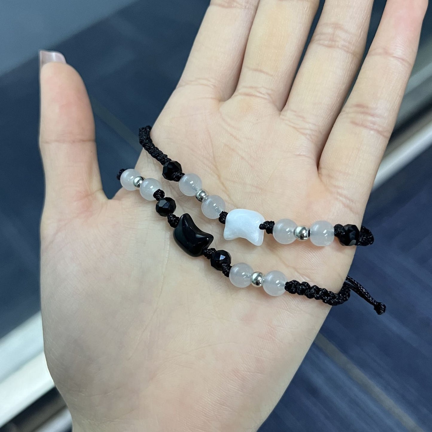 White Exquisite Niche Woven Life Carrying Bracelet