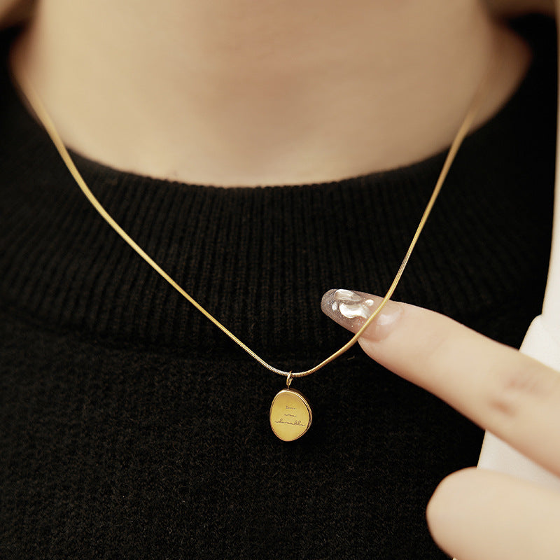 Letter Irregular Round Sweater Chain Simple Dignified Clavicle Female Niche Pendants