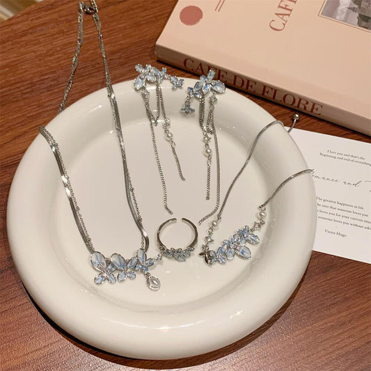 Blue Butterfly Cold High-grade Shape Han Bracelets
