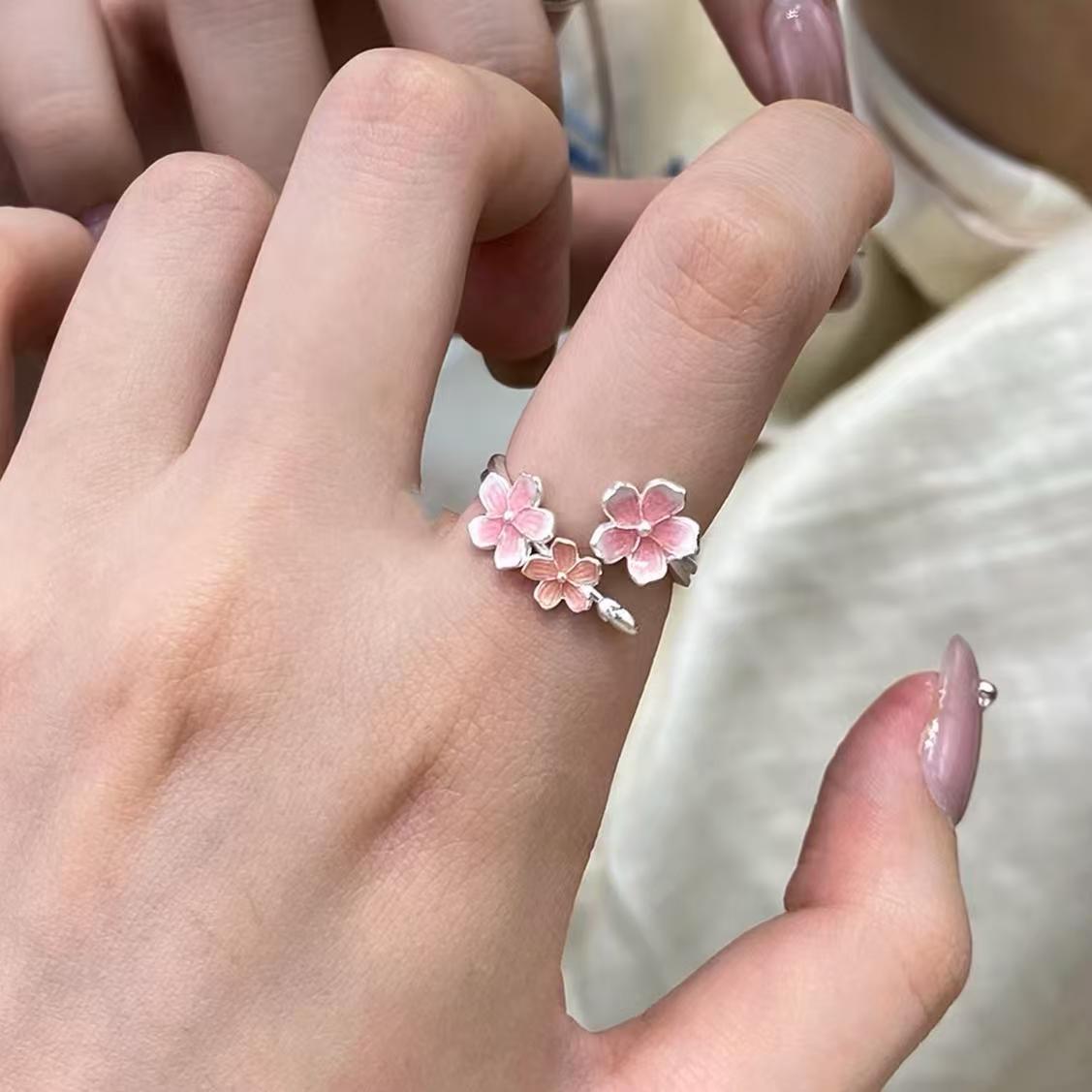 Light Luxury Niche Chinese Enamel Cherry Blossom Cute Cat Ring