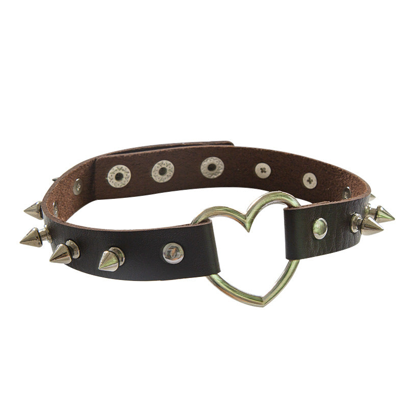 Pointed Rivet Leather Peach Heart Love Clavicle Chain Neck Collar