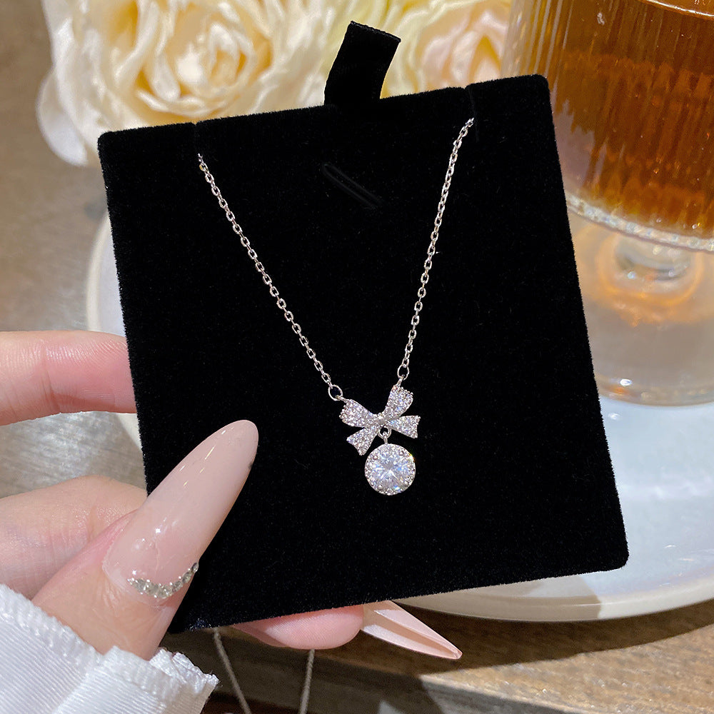 Women's Wild Butterfly Pearl Light Luxury Sweet Necklace