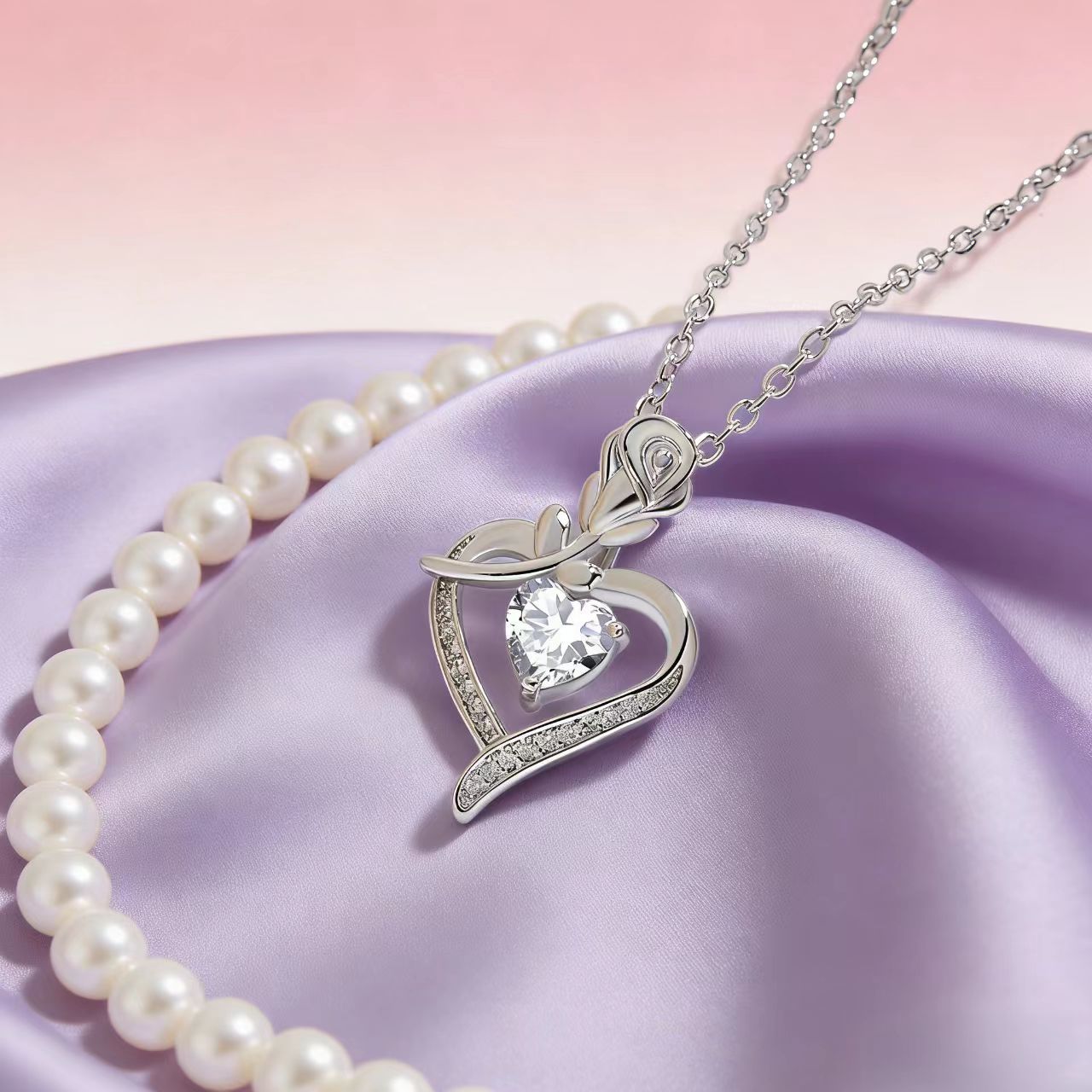 Love Rose Niche High-grade Clavicle Chain Simple Fashion Elegant Necklace