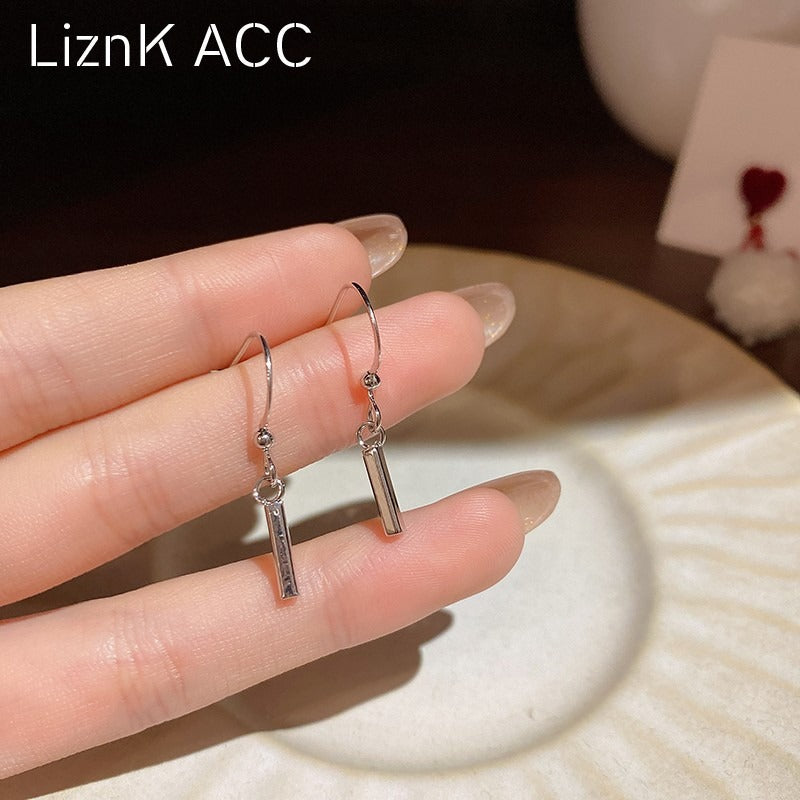 Women's Style Cold Bar Minimalist Personality Stylish Pin Ear Hook