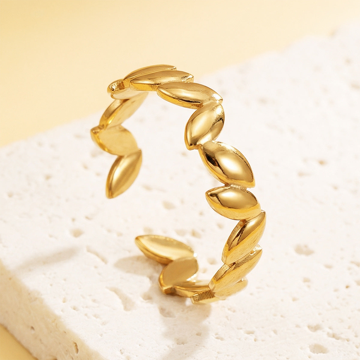 Steel Fresh Mori Glossy Small Leaf Sweet Open Rings