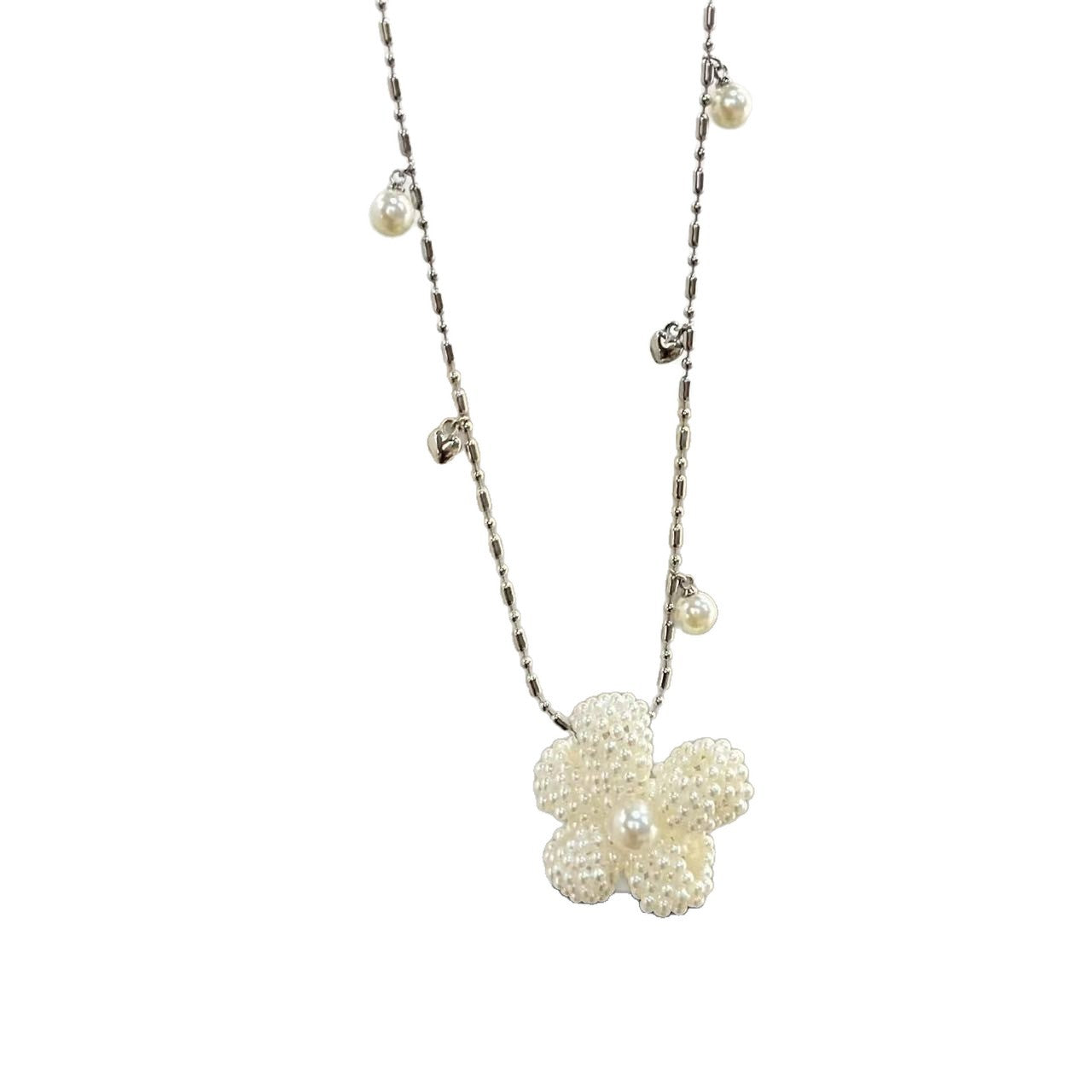 Artistic Milky White Rice Grain Pearl Flower Niche Gentle Hand-woven Necklace