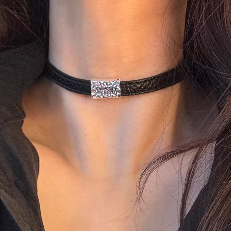 Millennium Hot Vintage Leather Design Sense Necklaces