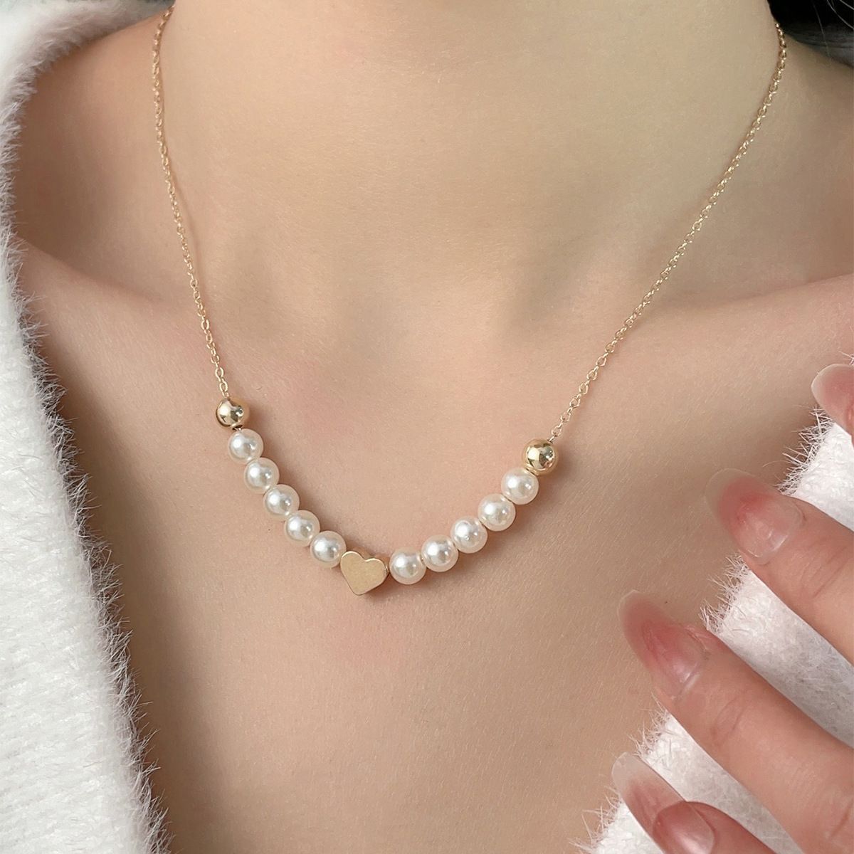 Women's Style Niche Pearl Heart Sweet Cool Hot Fashion Necklaces