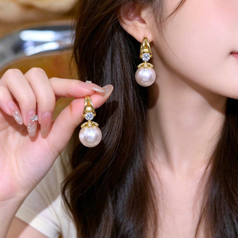 Women's Diamond For Chic Elegant Fresh Sweet Stud Earrings