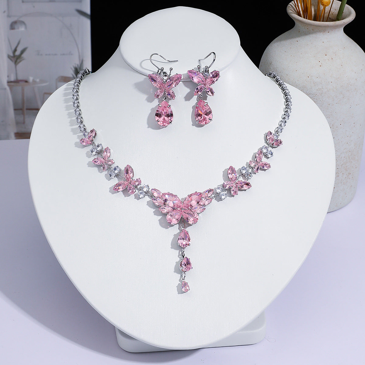 Full Diamond Drop-shaped Temperament The Dinner Party Jewelry Set